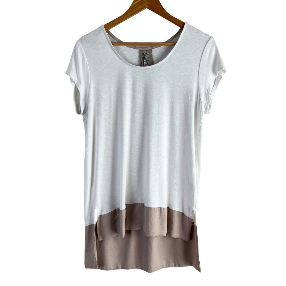 Anthropologie Dolan Scoop Neck Colorblock Pipa Tee‎ in White Tan Beige, Large